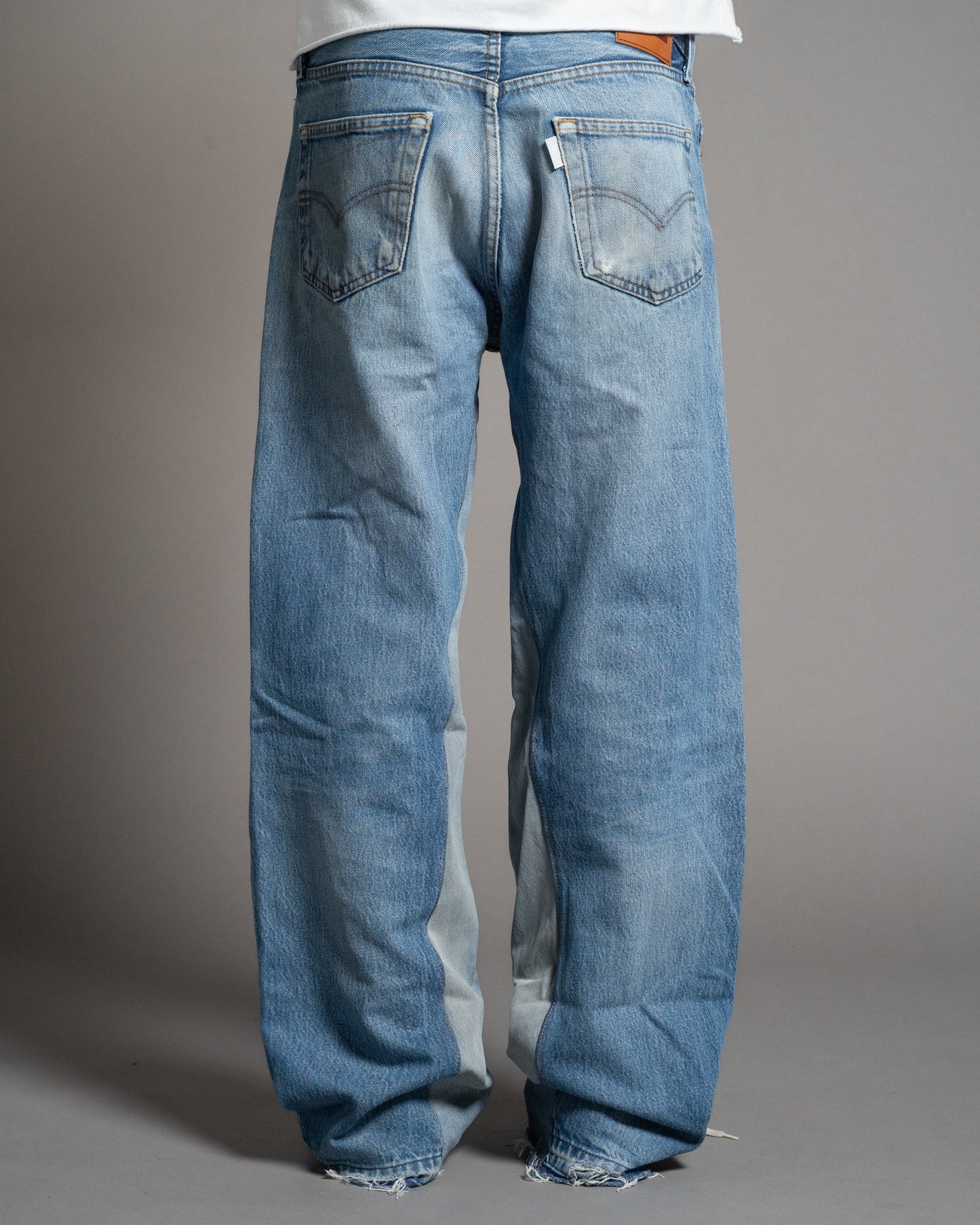 DESTROYED WIDE DENIM 03 (32x32)